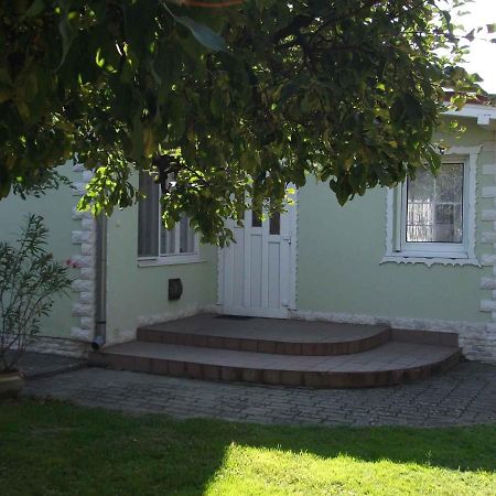 Holiday home Balatonlelle/Balaton 19117 Esterno foto